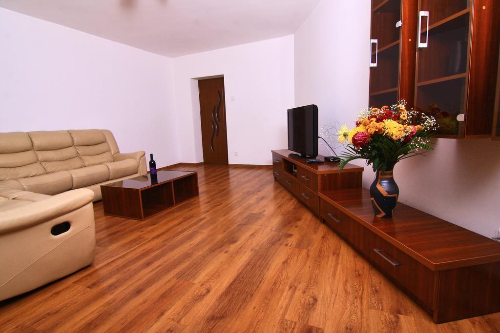 Nirvana Accommodation Bucureşti Ngoại thất bức ảnh