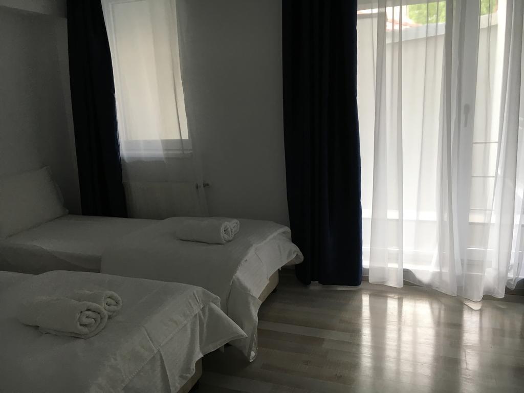 Nirvana Accommodation Bucureşti Ngoại thất bức ảnh