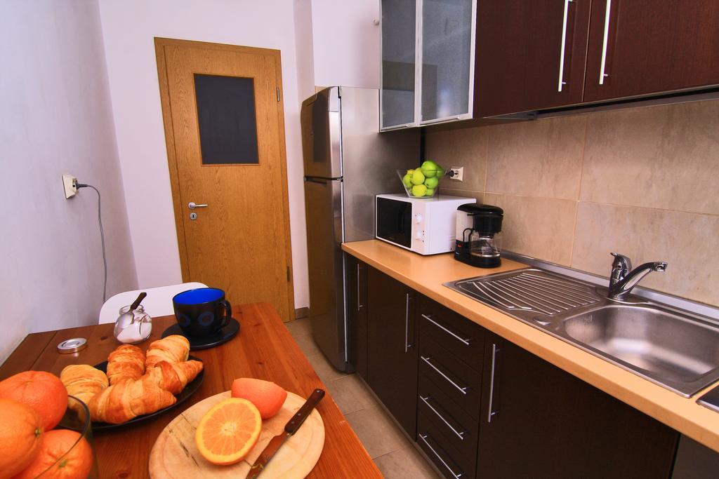 Nirvana Accommodation Bucureşti Ngoại thất bức ảnh