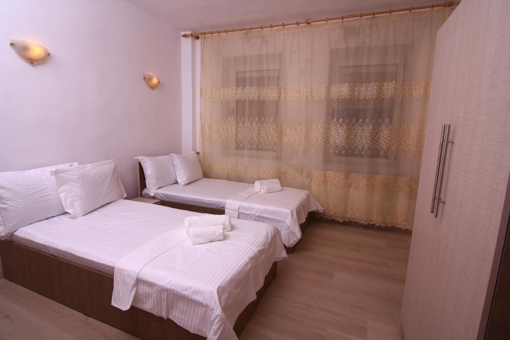 Nirvana Accommodation Bucureşti Phòng bức ảnh