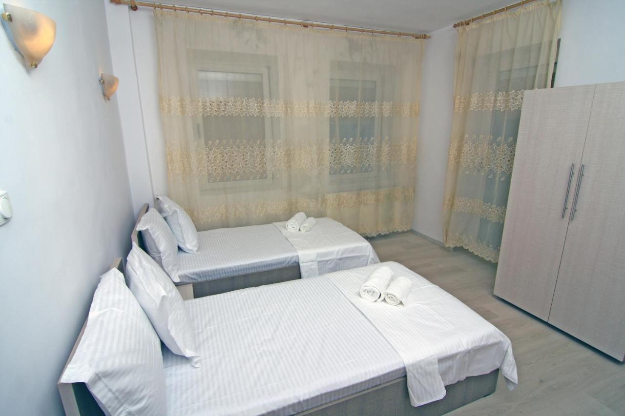 Nirvana Accommodation Bucureşti Ngoại thất bức ảnh