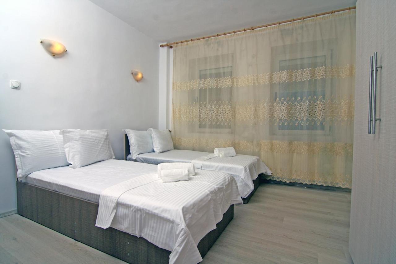 Nirvana Accommodation Bucureşti Ngoại thất bức ảnh