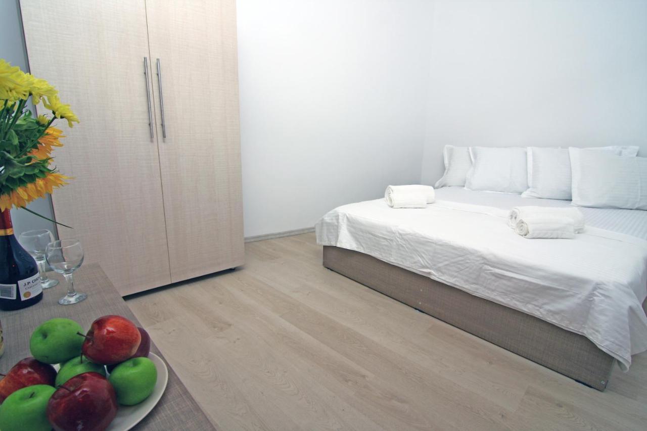 Nirvana Accommodation Bucureşti Ngoại thất bức ảnh
